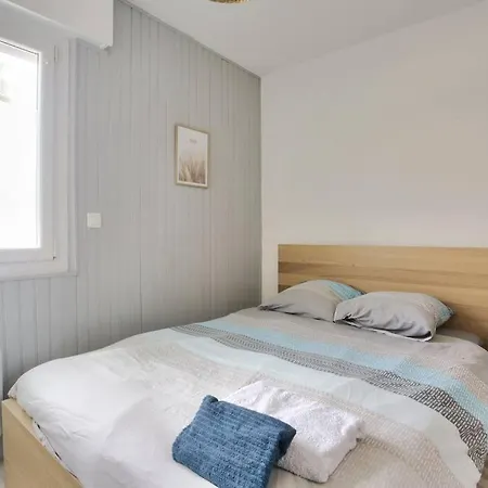 Nice 1 Bed 50m From The Beach In